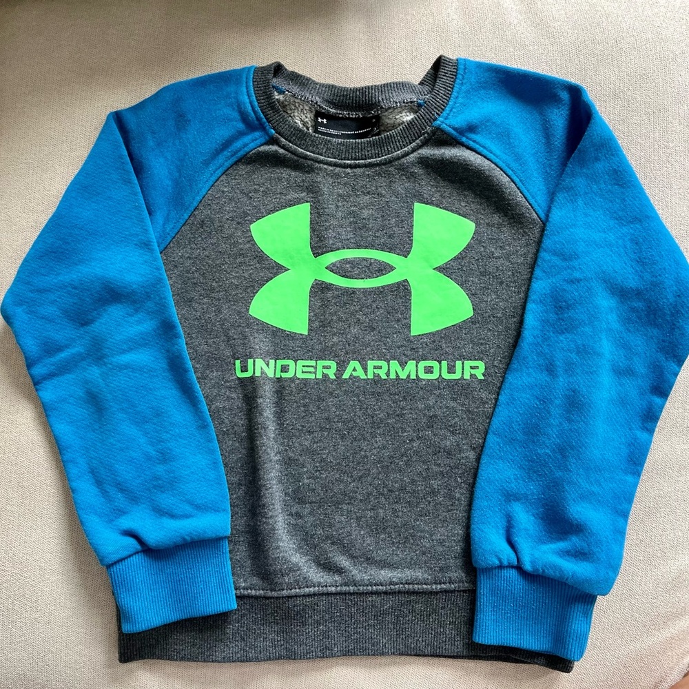 Under Armour Crew Neck Sweatshirt Boys Sz 5